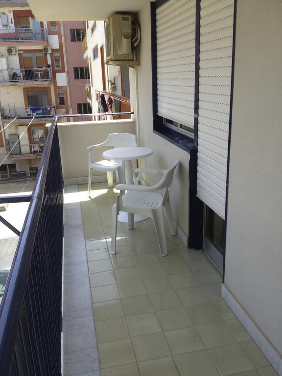 Sea Star Apartman Cefalù Szoba fotó